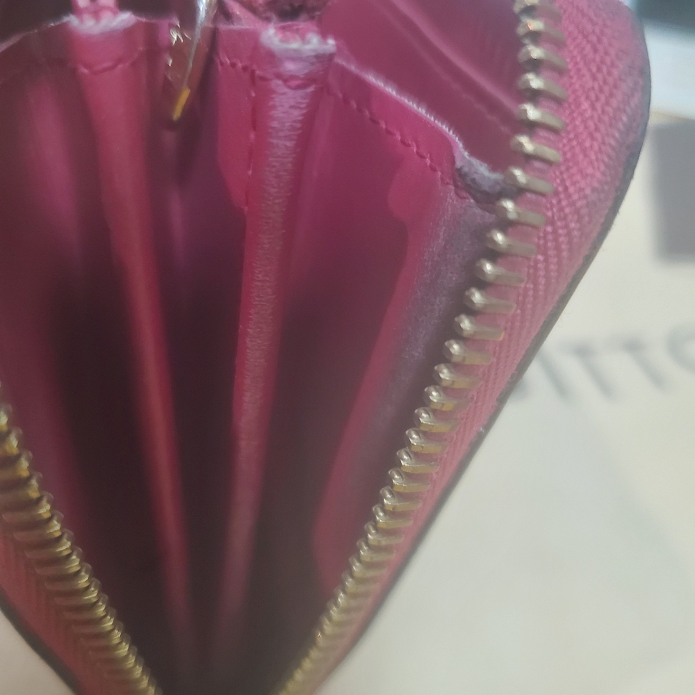 LOUIS VUITTON 🔥VERNIS MONOGRAM WALLET 🌸-EUC - Picture 10 of 14